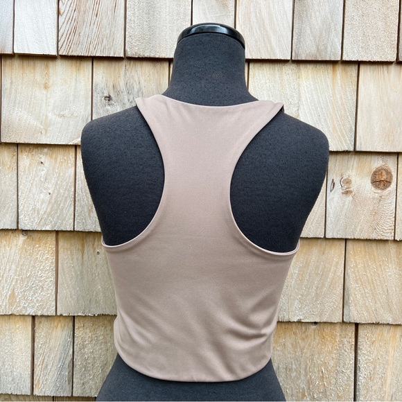 Girlfriend Collective Paloma Racerback Sports Bra in Limestone Tan, L - Picture 4 of 11